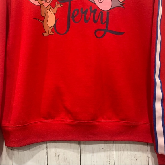 Tom & Jerry Women's Blue/White Striped Sleeve Graphic Red Sweatshirt Medium - Picture 9 of 13